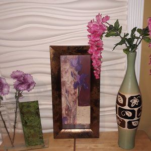 At Home in Style Decor